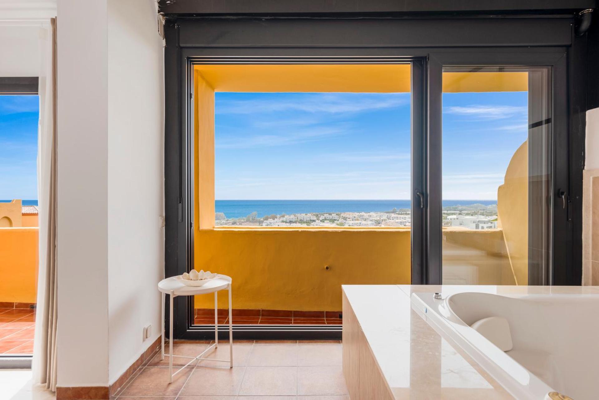 Apartment Sky And Sea Penthouse Estepona