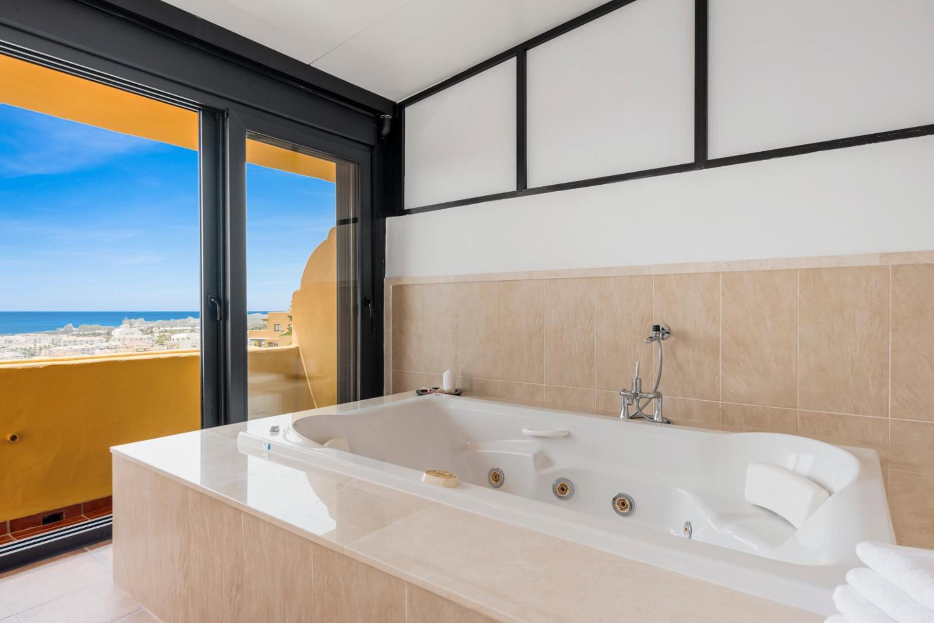 Sky And Sea Penthouse Apartment Estepona