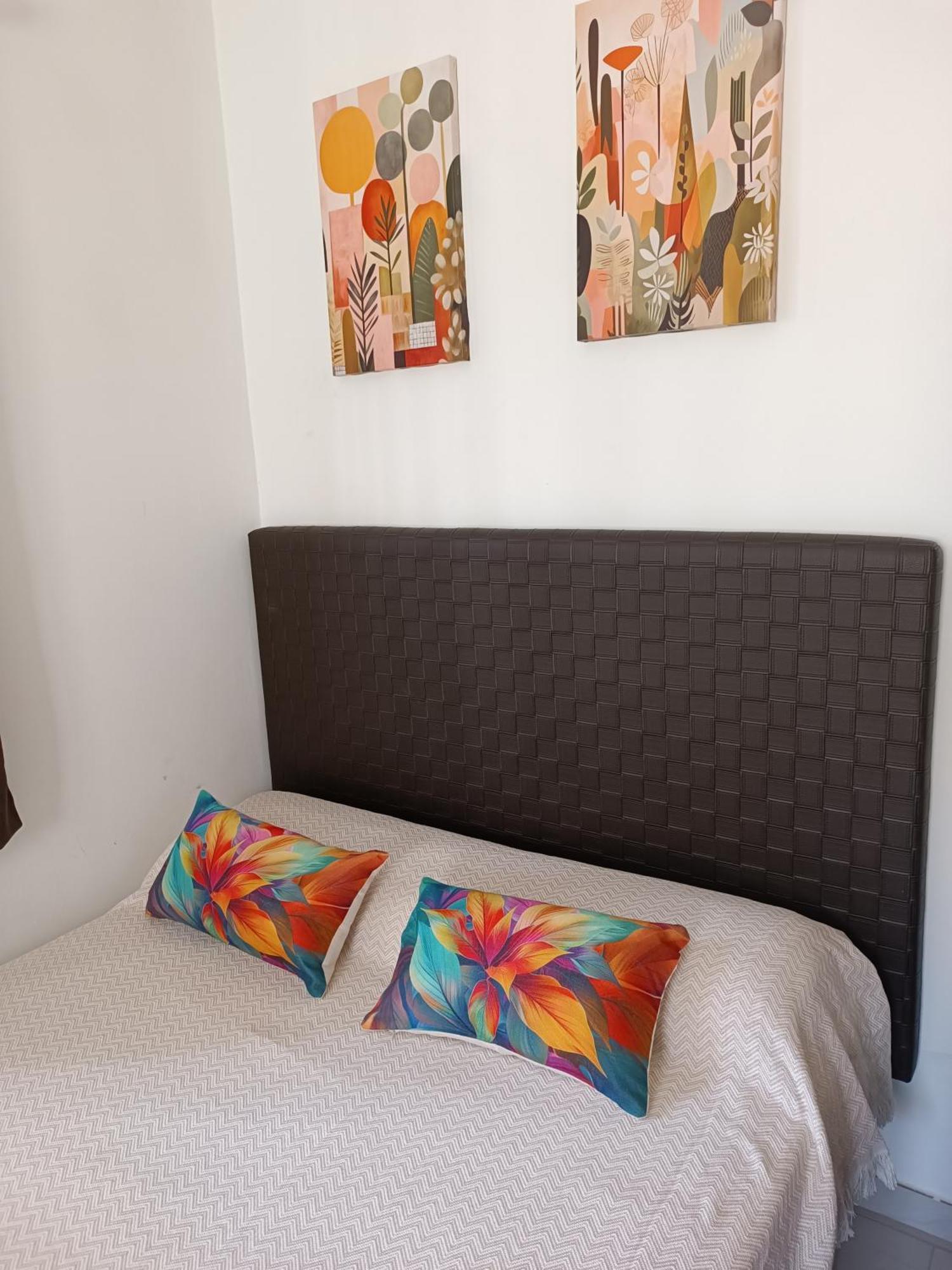 Appartement Estudio A 50mt Del Mar, Zona Palacio De Congresos Apto 7