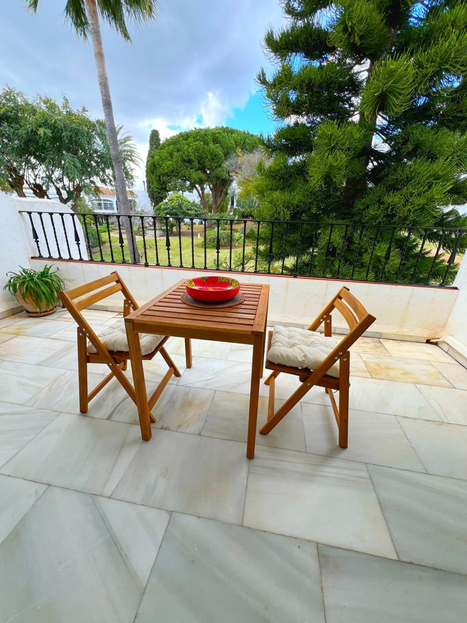 Patio Alcornocal Apartment *