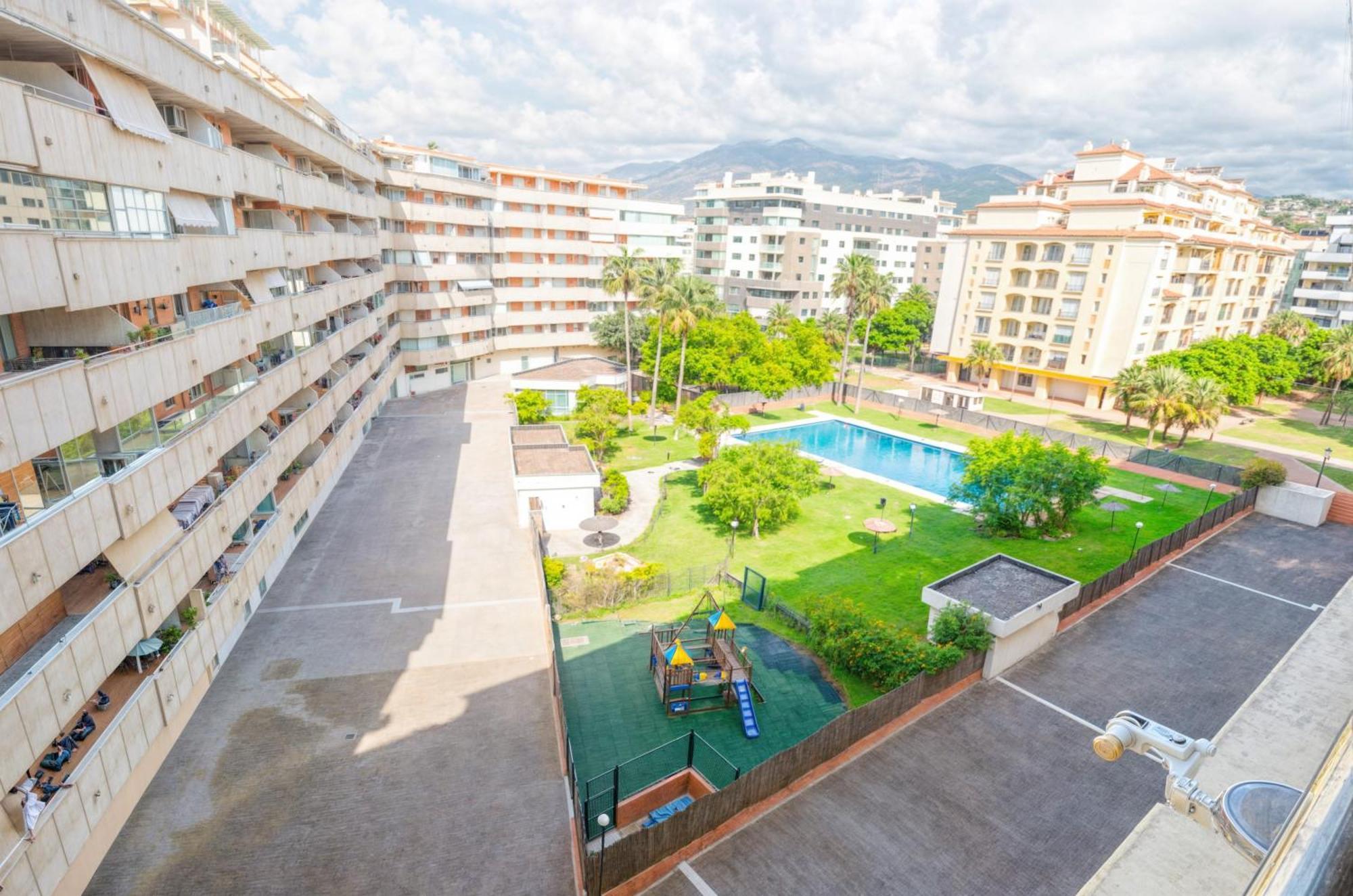Park-coastal Refuge By The * Estepona