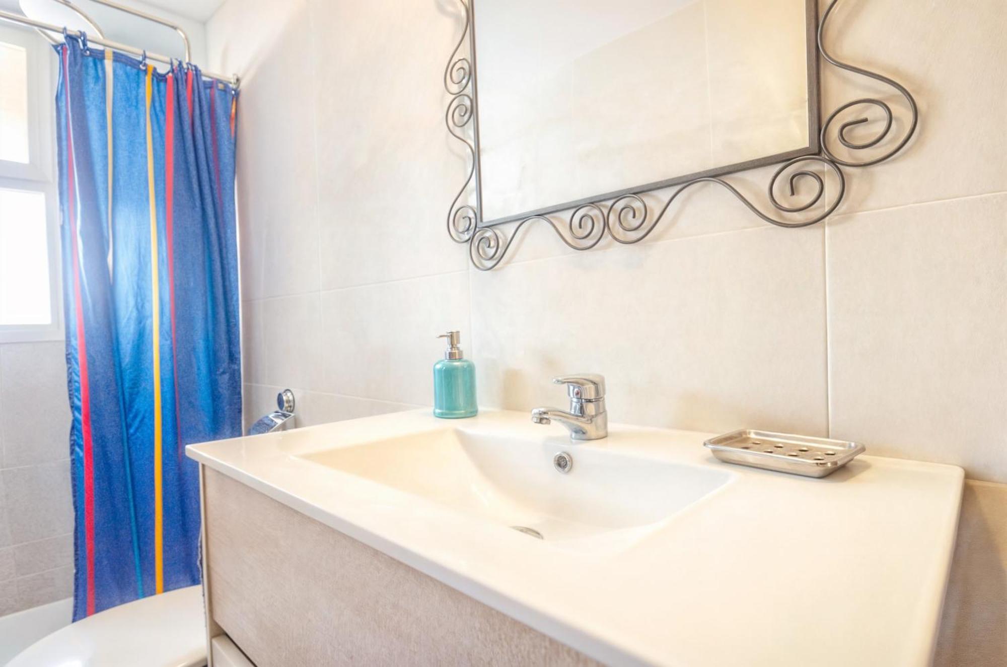 Park-coastal Refuge By The Apartment Estepona