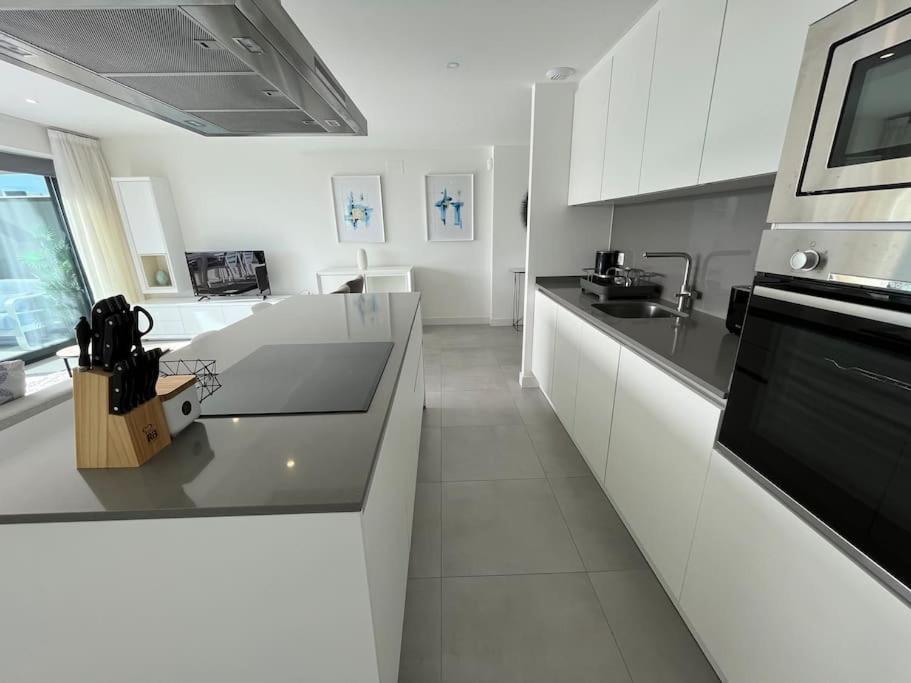 3 Bed With Sea Views Apartment Estepona