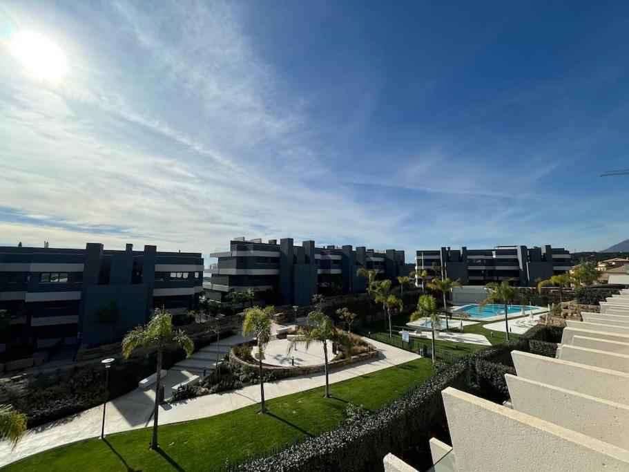 3 Bed With Sea Views Apartment