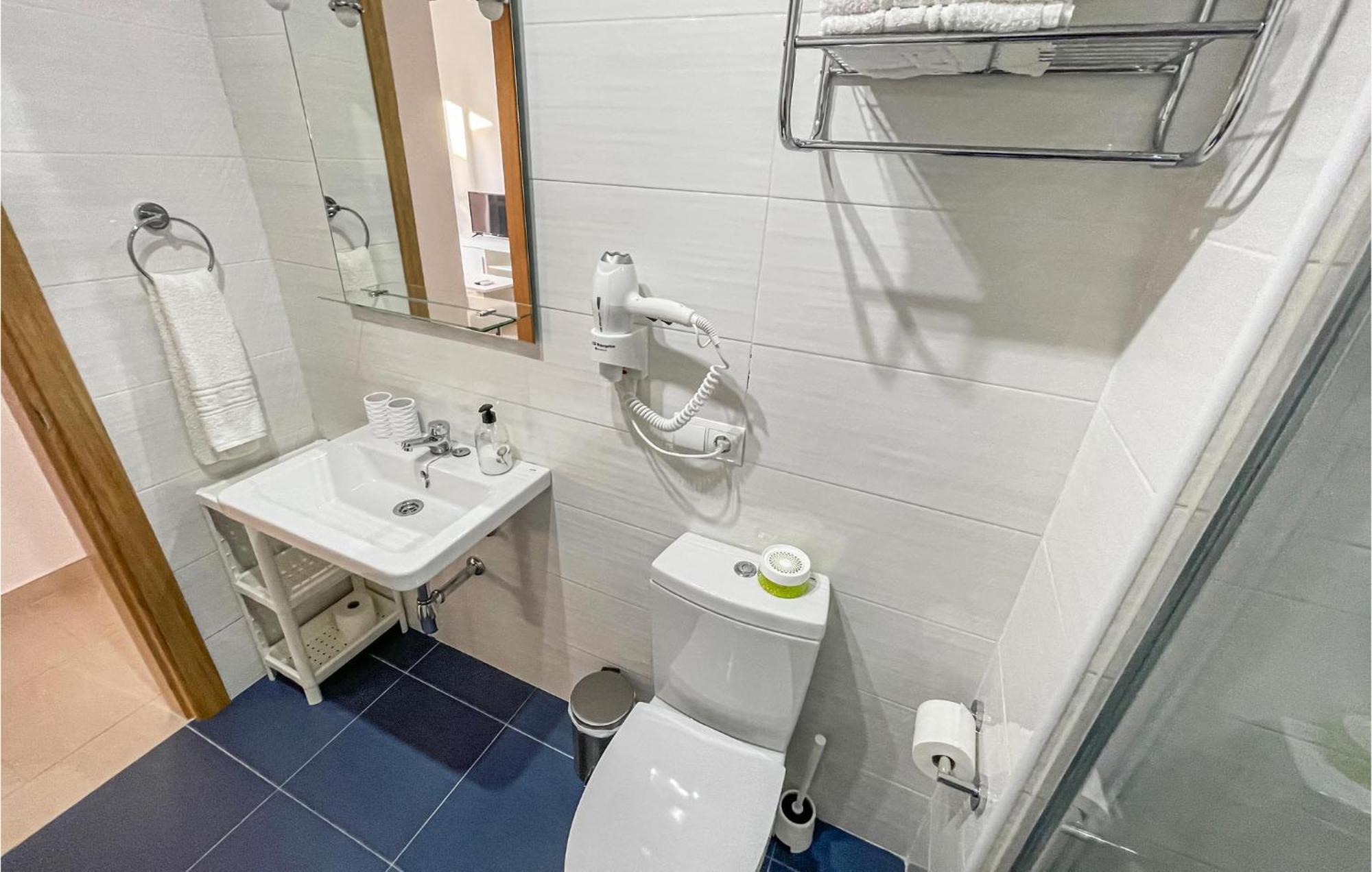 Apartment Amazing In With Kitchen Estepona