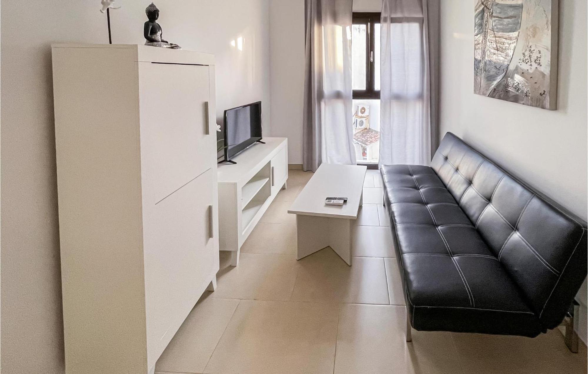 Amazing In With Kitchen Apartment