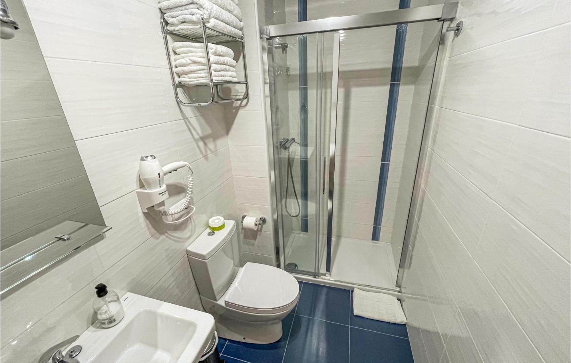 Apartment Amazing In With Kitchen Estepona