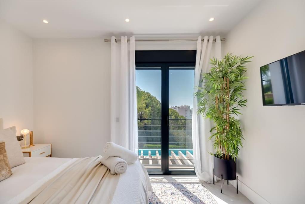 New Luxury 4br Pool, Bbq Villa Estepona