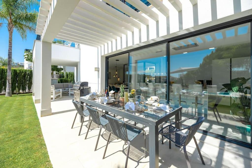 New Luxury 4br Pool, Bbq Villa