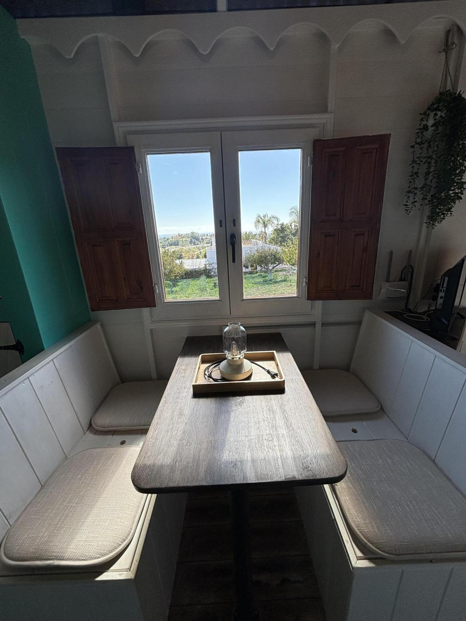 Beautiful In With Stunning Views * Estepona