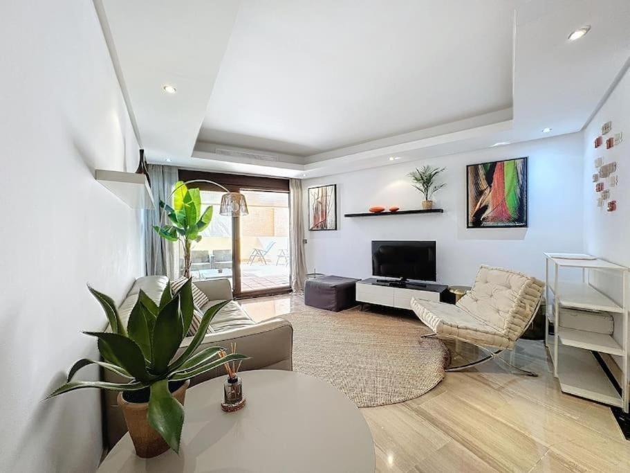 De 3 En Bahia De La Plata Apartment Estepona