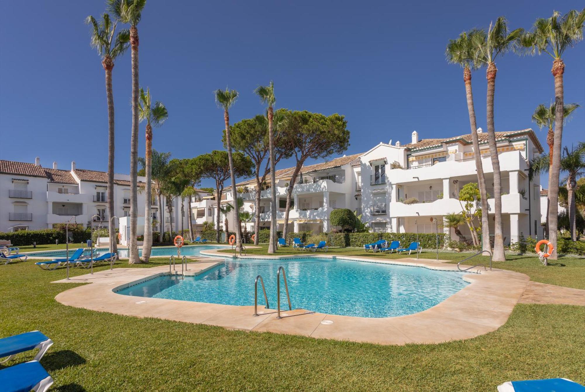 Apartamento 3 Bedroom 3 Bathroom Beachside Estepona