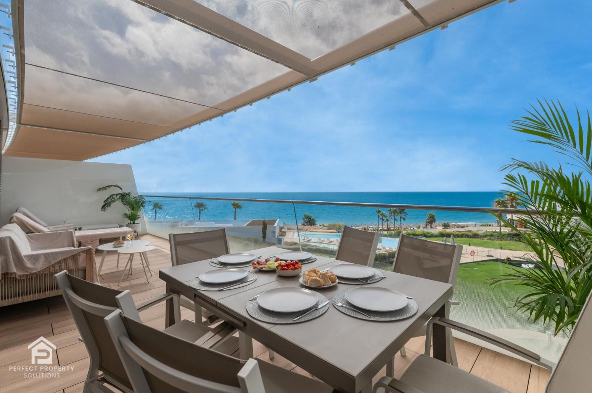 Apartment Edge Luxury Beachfront 3br, 3 Pools, Spa, Gym *