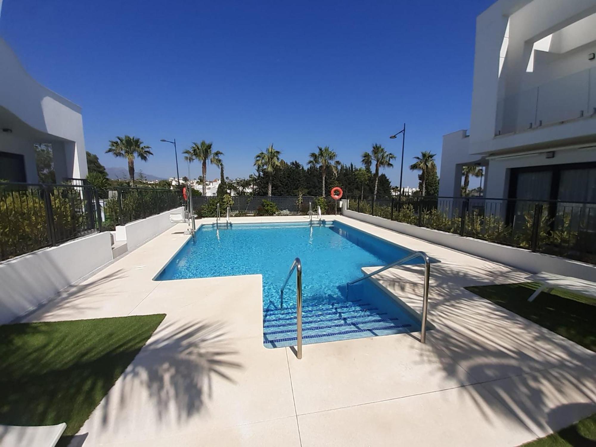 Apartment Miradores Del Sol By Mar Holidays Estepona