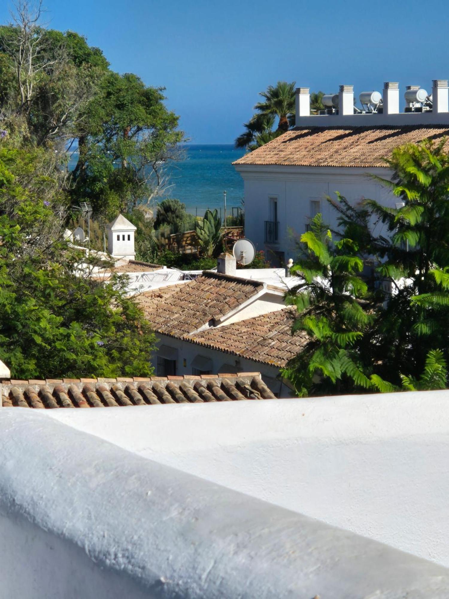 Marbella Costalita 1 * Estepona