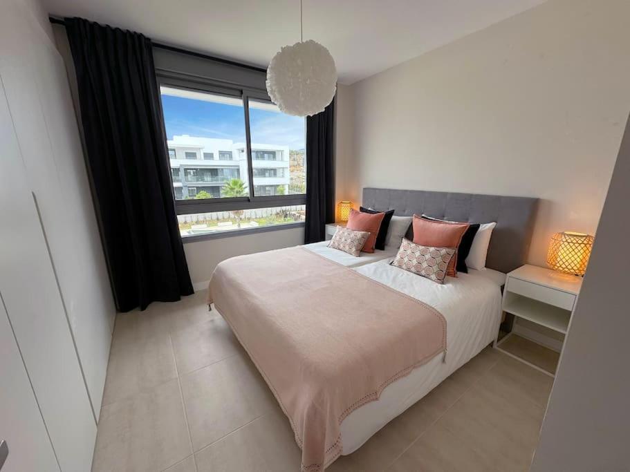 Luxurious South-facing 2 Bdr Penthouse Vanian Gardens With Seaview - Gaya Alegia I Estepona