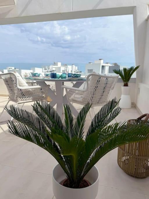 Luxurious South-facing 2 Bdr Penthouse Vanian Gardens With Seaview - Gaya Alegia I Estepona
