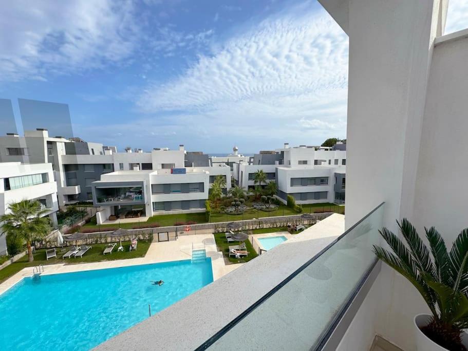 Luxurious South-facing 2 Bdr Penthouse Vanian Gardens With Seaview - Gaya Alegia I *