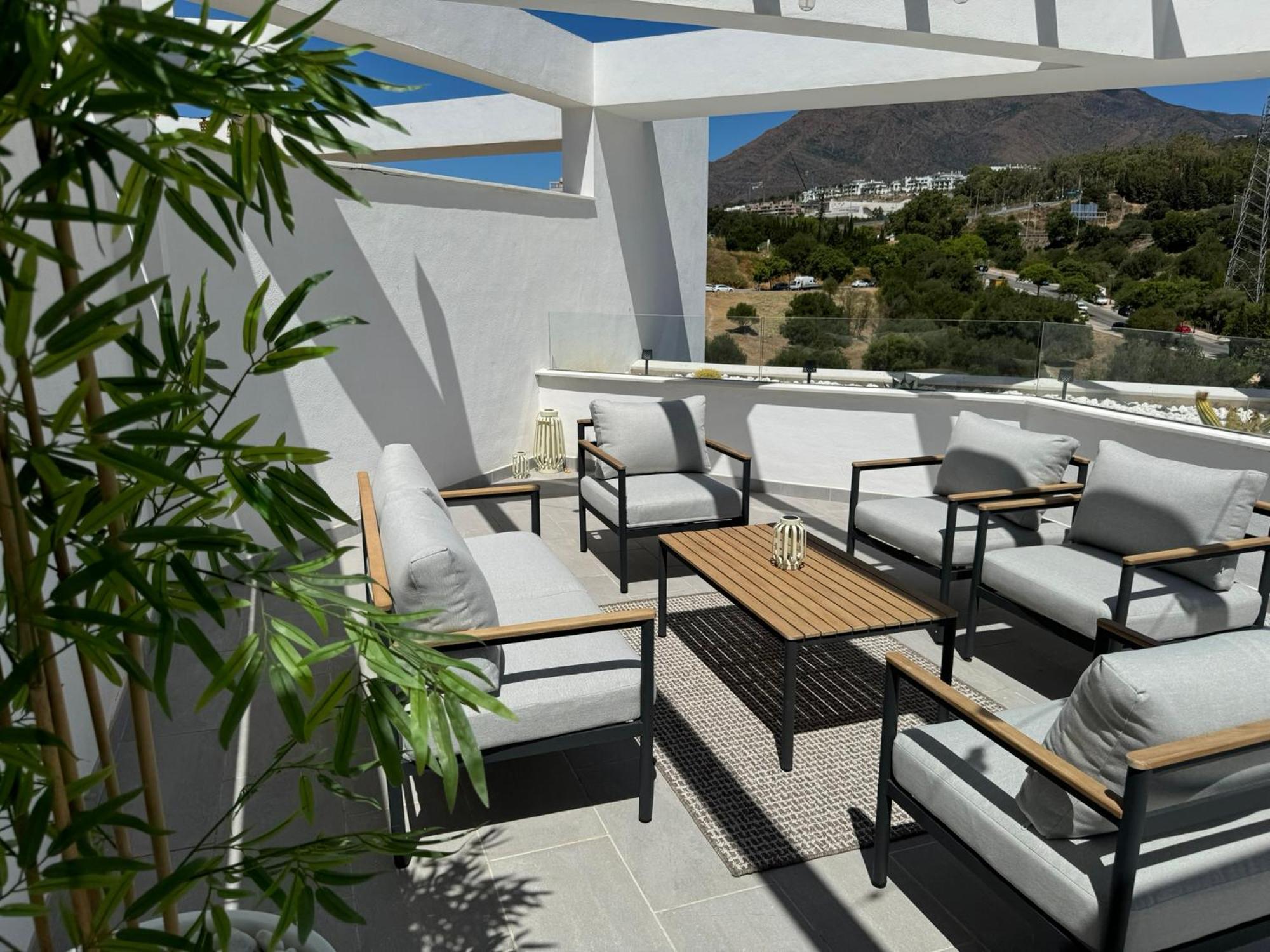Casa Maddie - Panoramic View Penthouse * Estepona