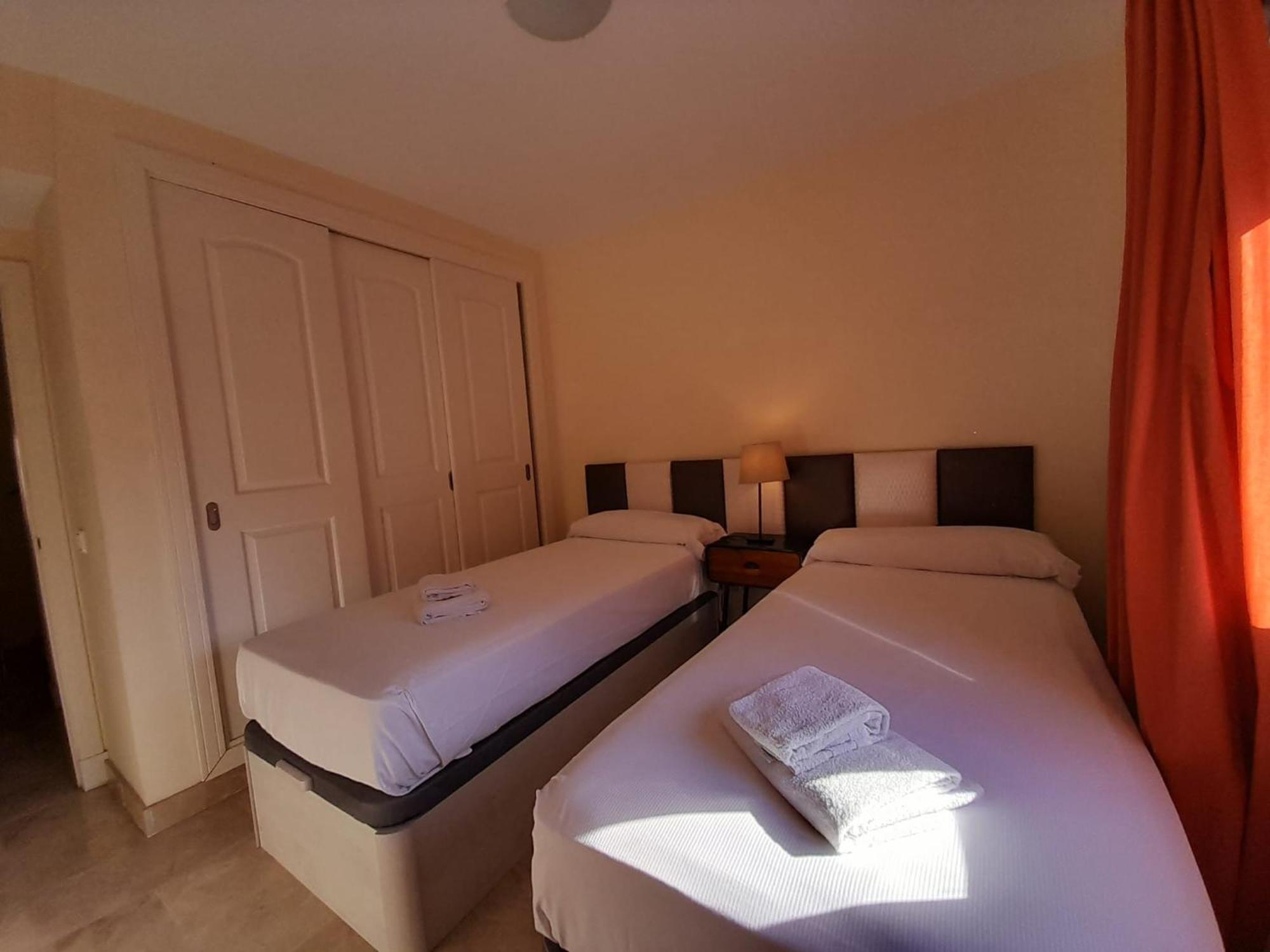 Duplex Con Piscinas Y Maravillosas Vistas Al Mar * Estepona