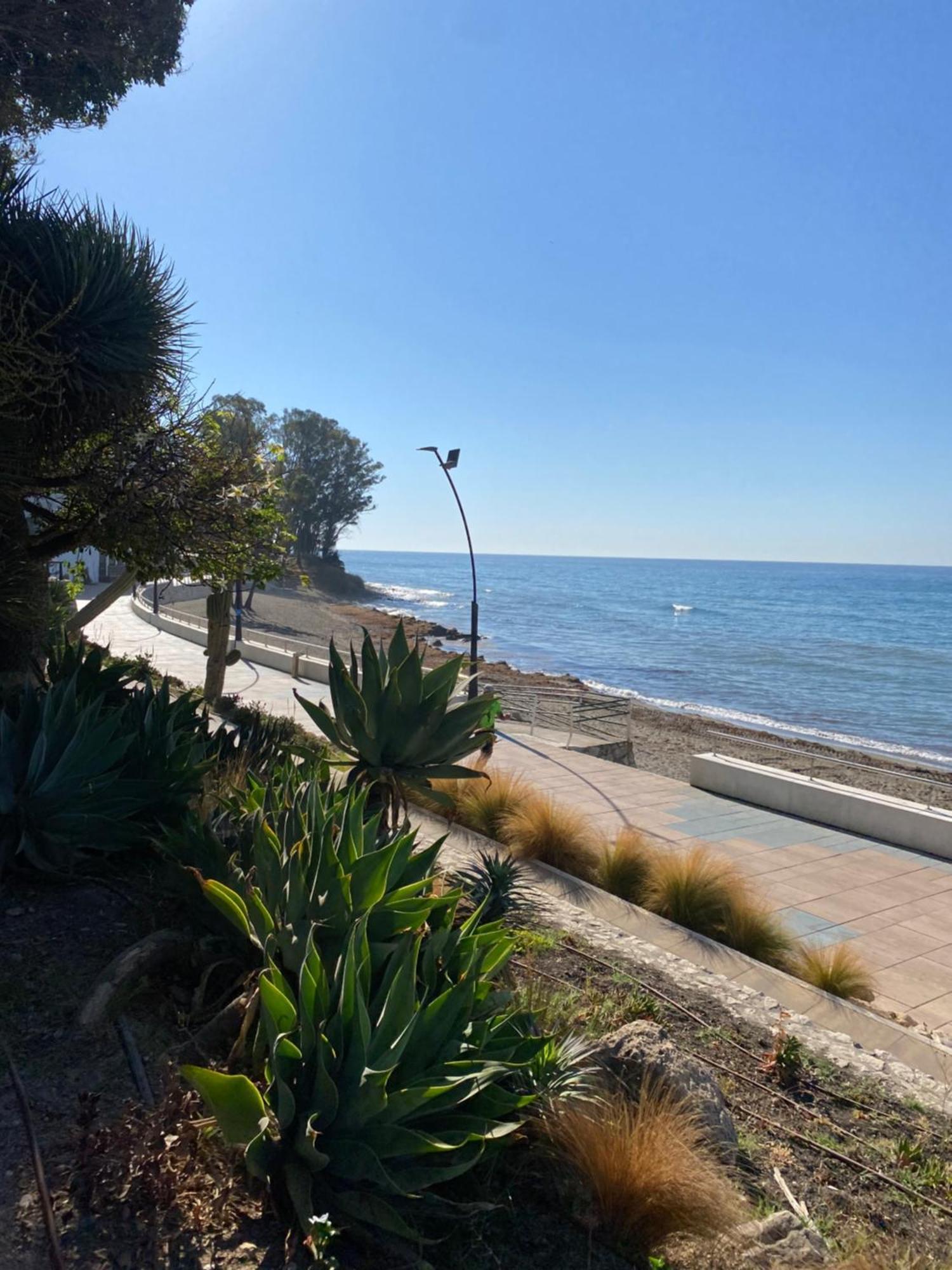 Beautiful Flat With Sea View In The Center *