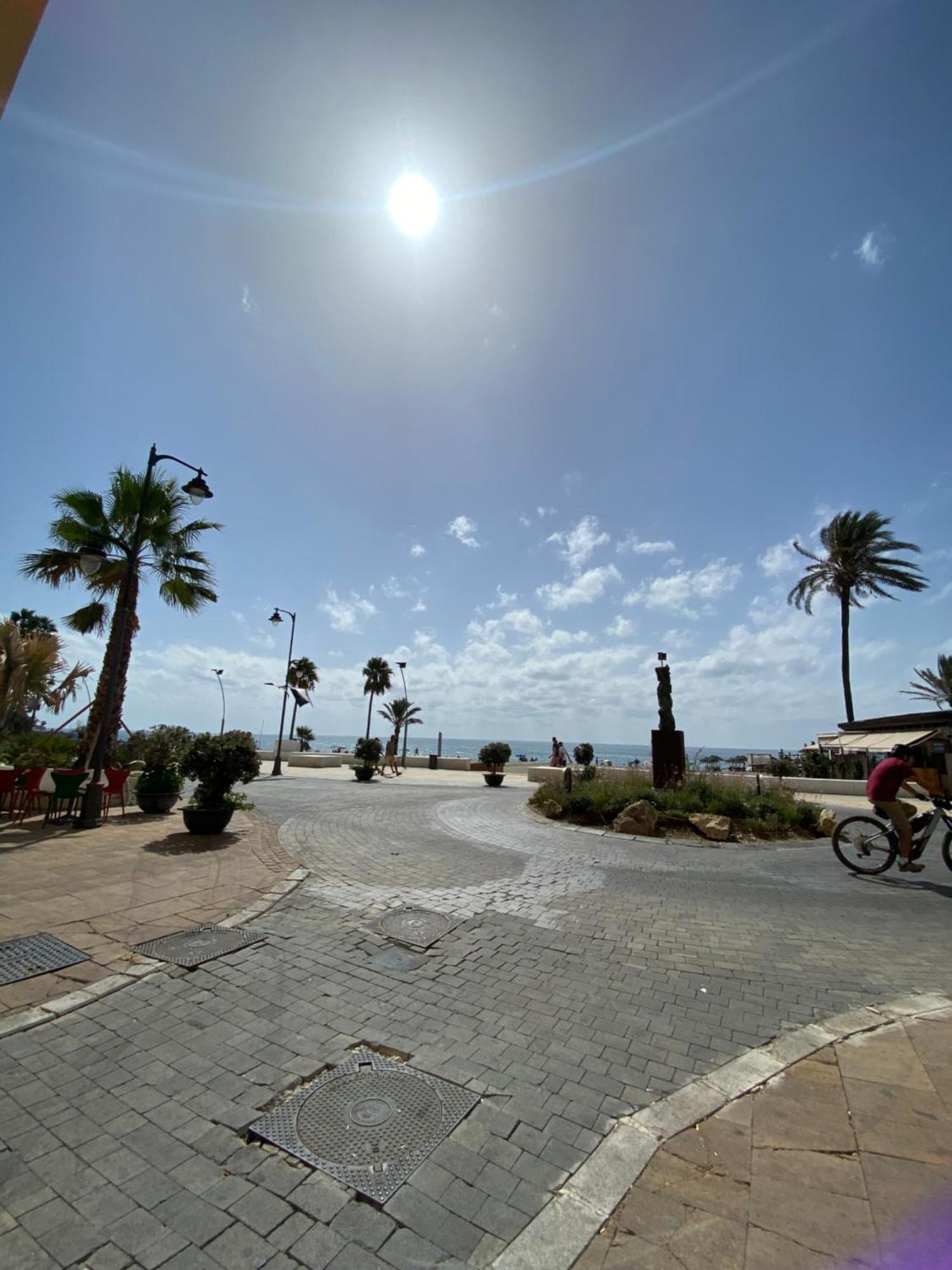 Beautiful Flat With Sea View In The Center Apartment Estepona