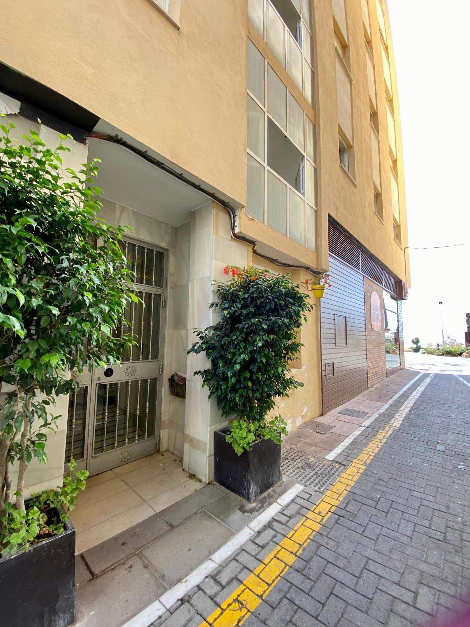 Beautiful Flat With Sea View In The Center Estepona