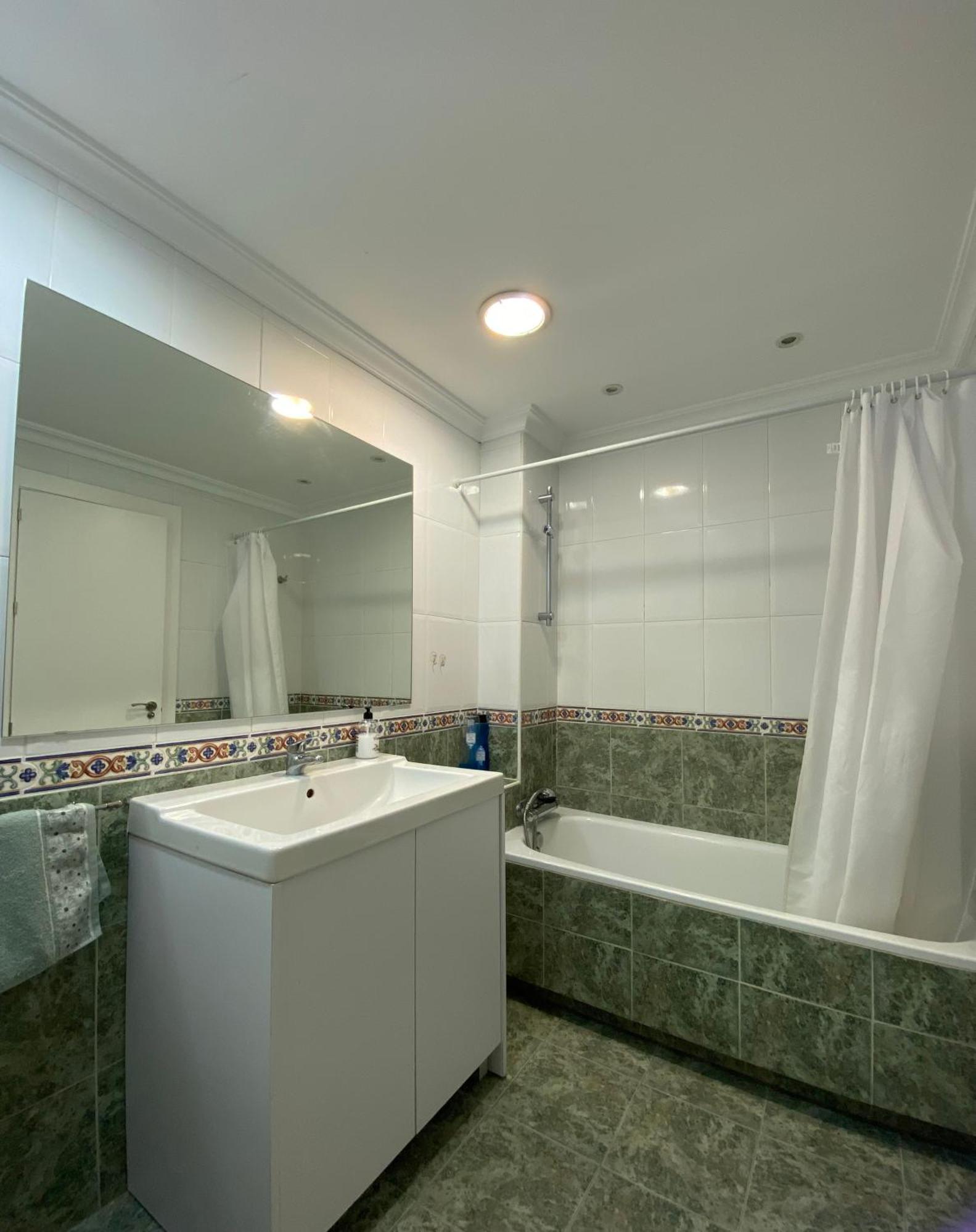 Apartment Beautiful Flat With Sea View In The Center Estepona