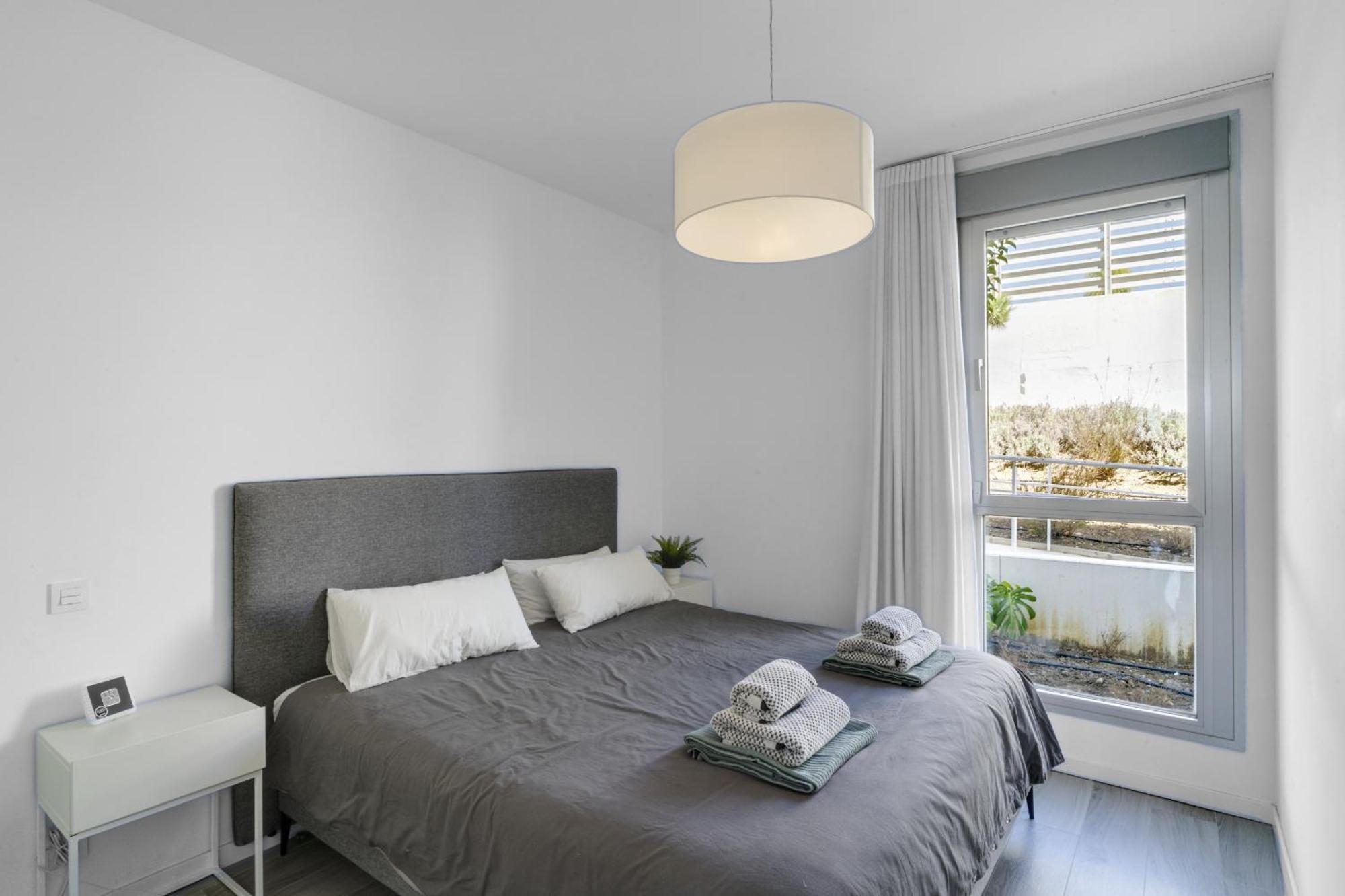 Oceana Views - 2 Bedroom Estepona