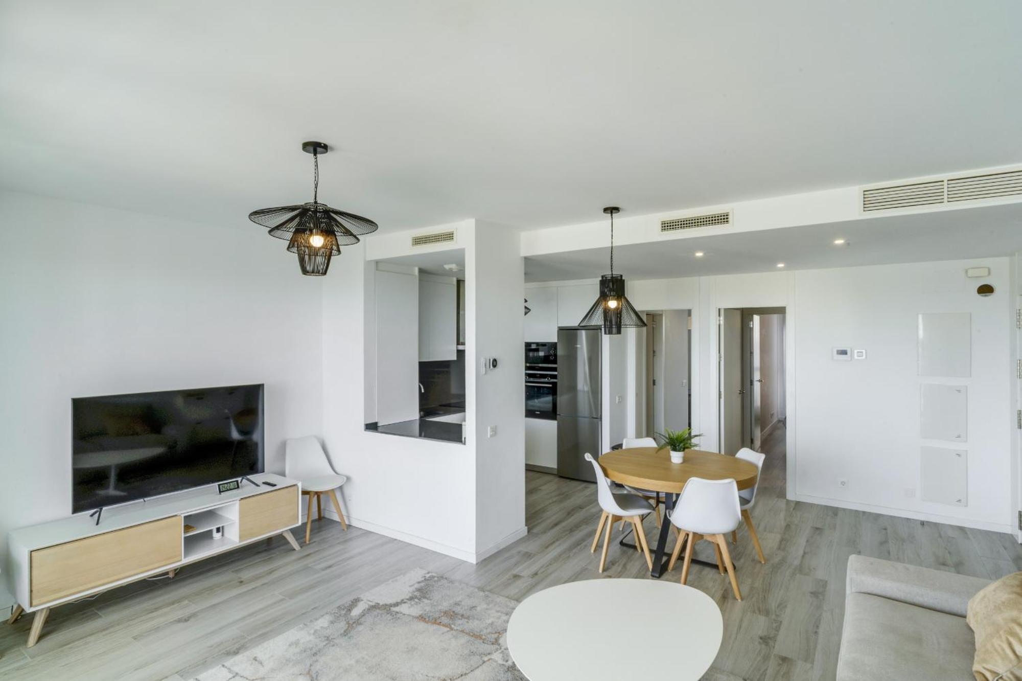 Oceana Views - 2 Bedroom *