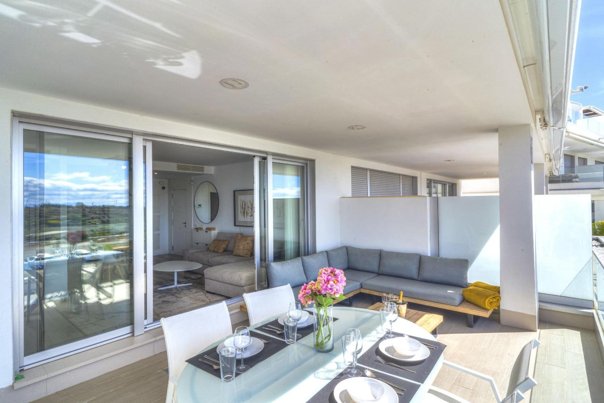 Apartment Oceana Views - 2 Bedroom Estepona