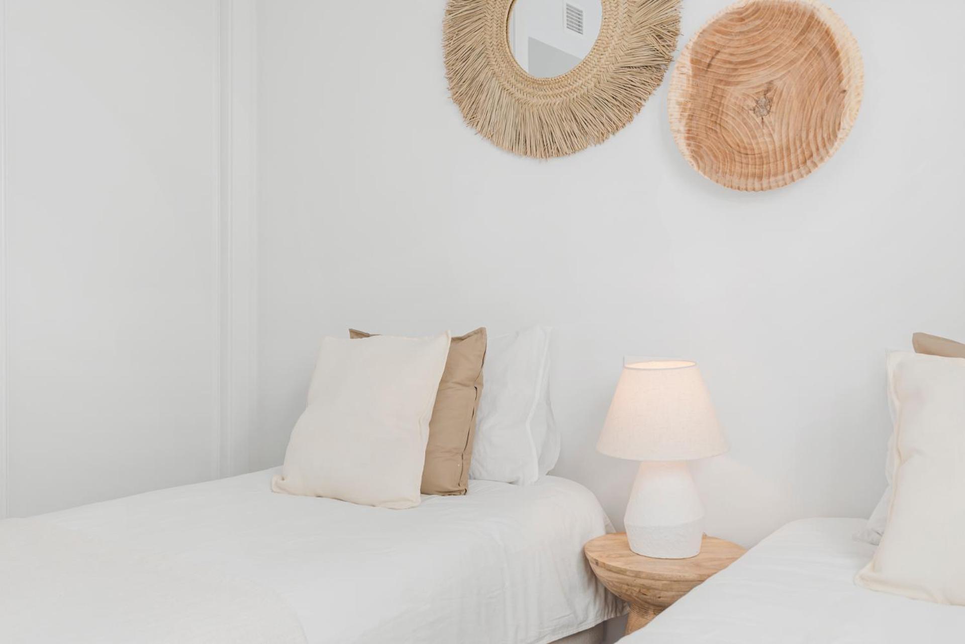 Modern Penthouse - Near & Oldtown Apartment