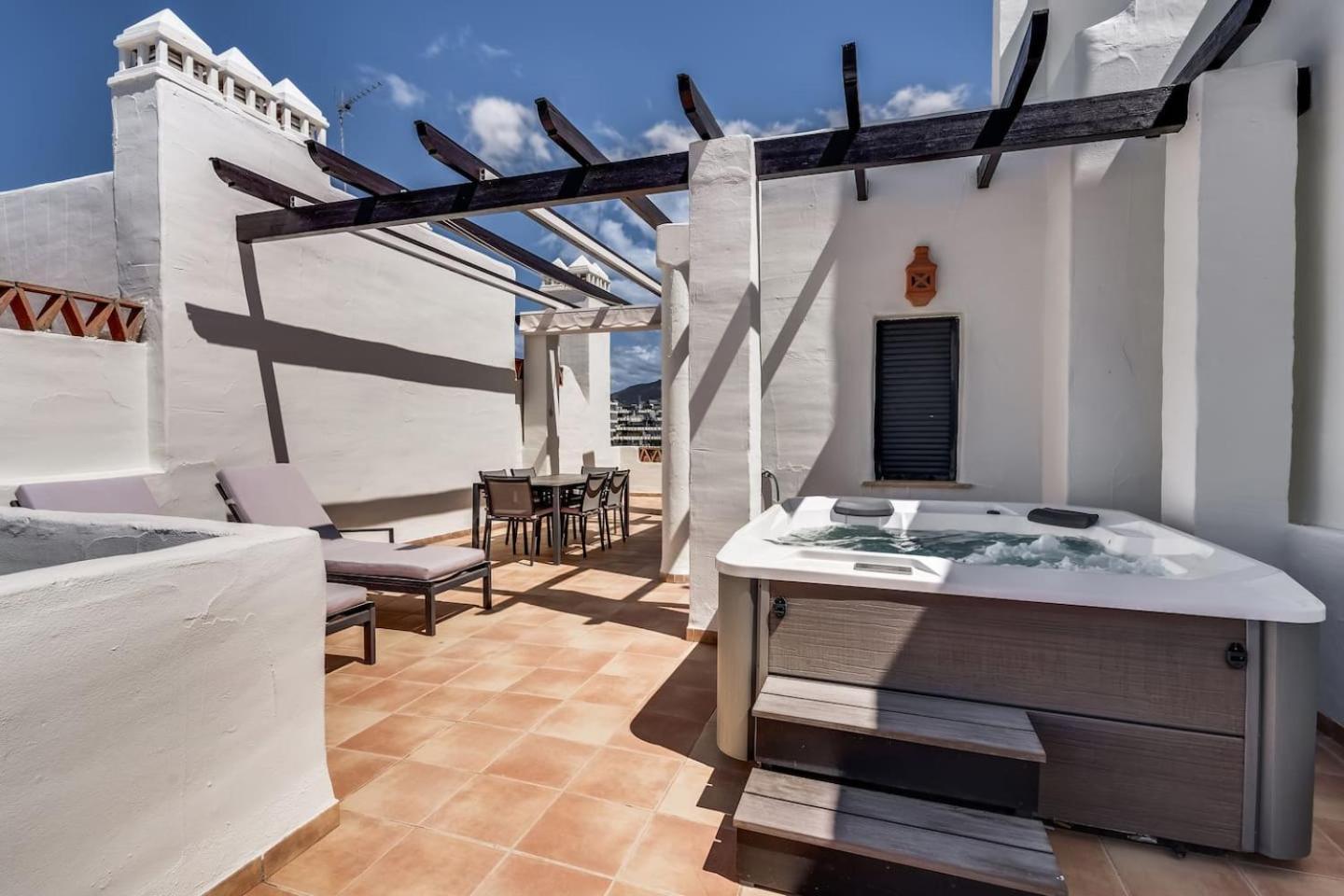Penthouse Met Jacuzzi En Geweldig Uitzicht *