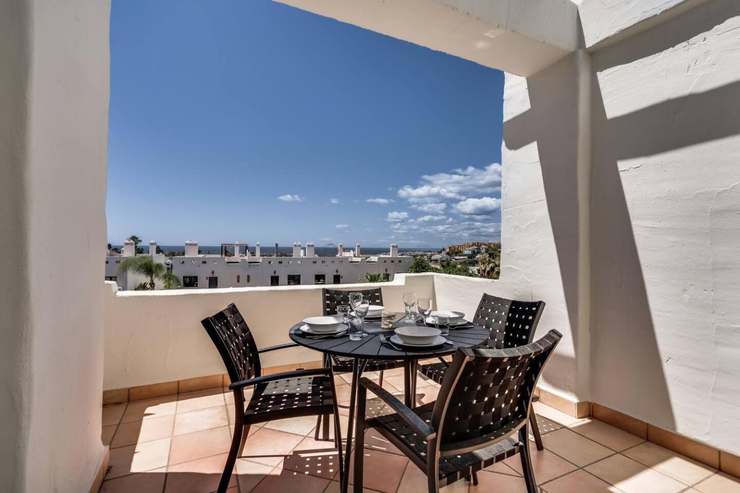 Apartment Penthouse Met Jacuzzi En Geweldig Uitzicht Estepona
