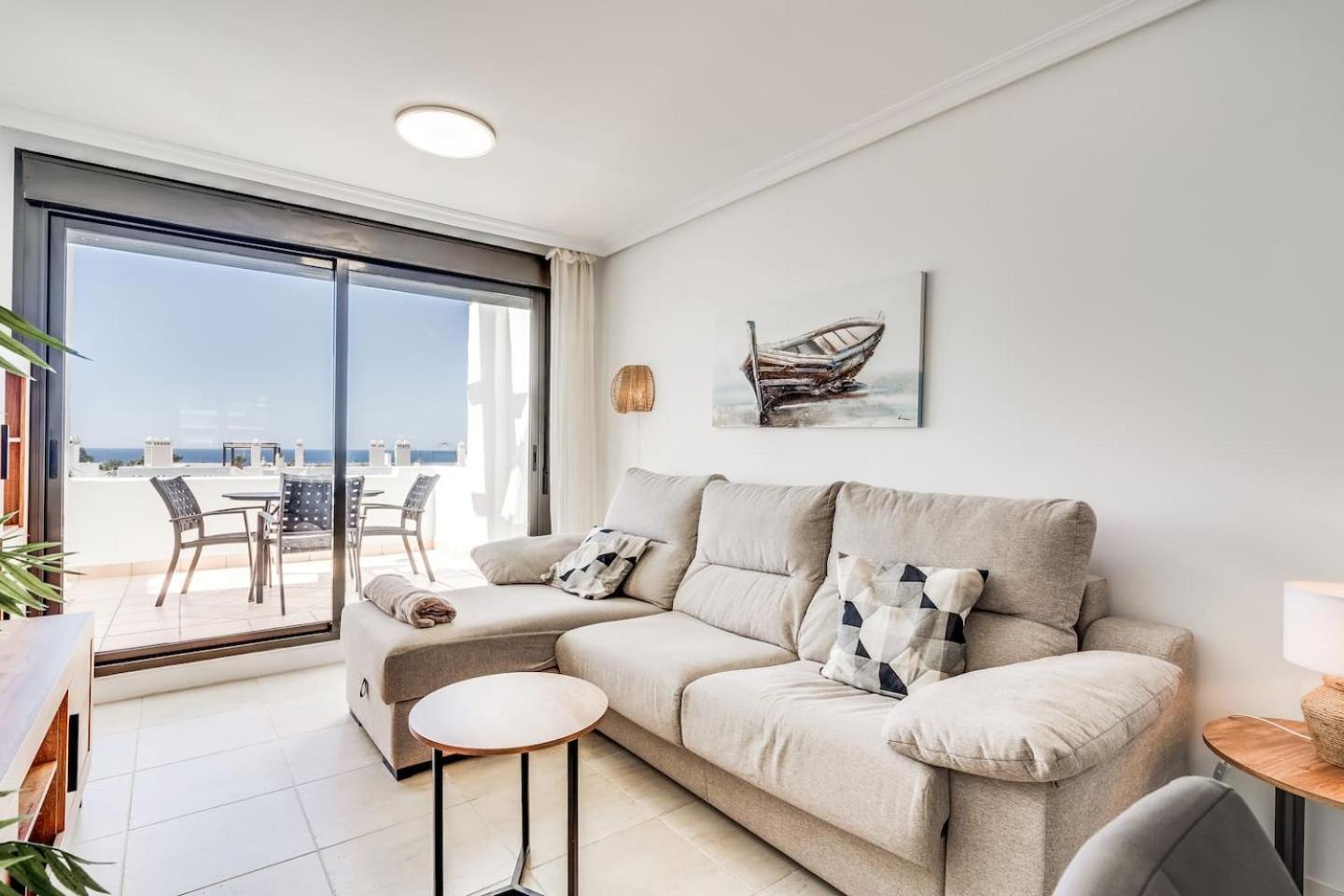 Penthouse Met Jacuzzi En Geweldig Uitzicht Estepona