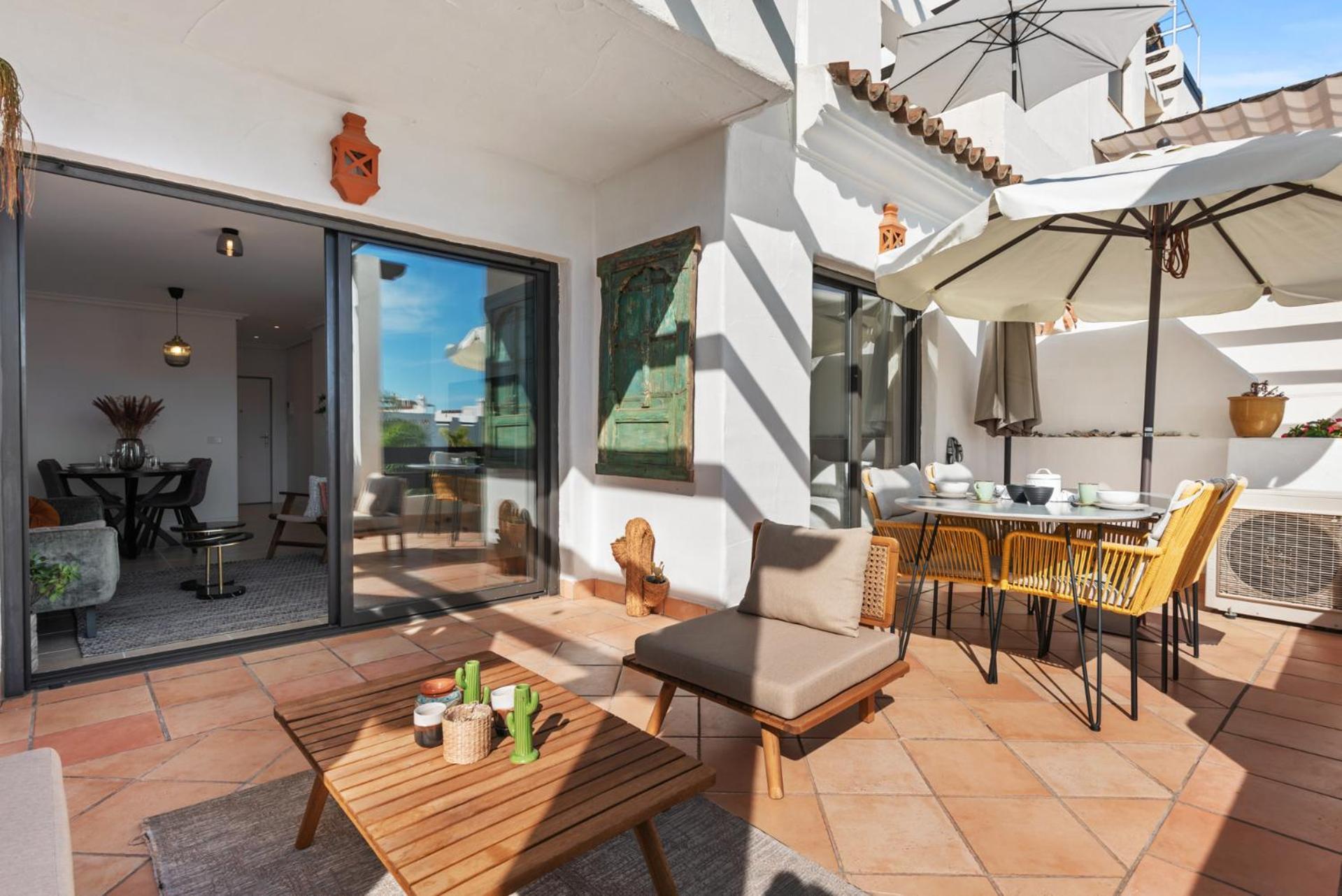 Sunset Golf Apartment Estepona