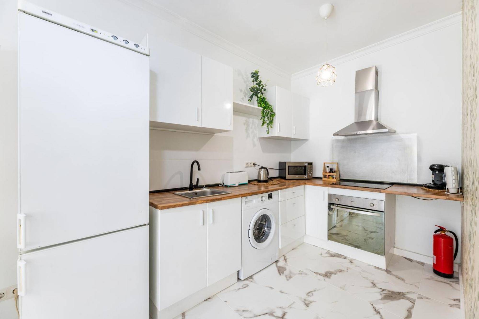 Centro L Apartment