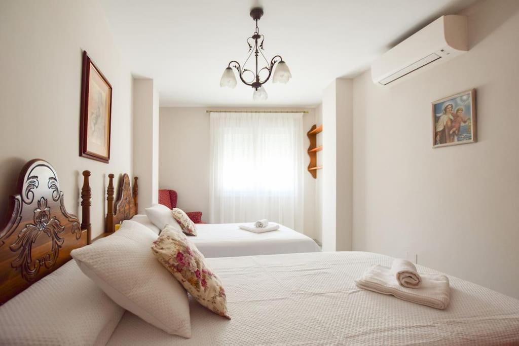 Primera Linea Con Vistas Al Mar Y Garaje Apartment Estepona