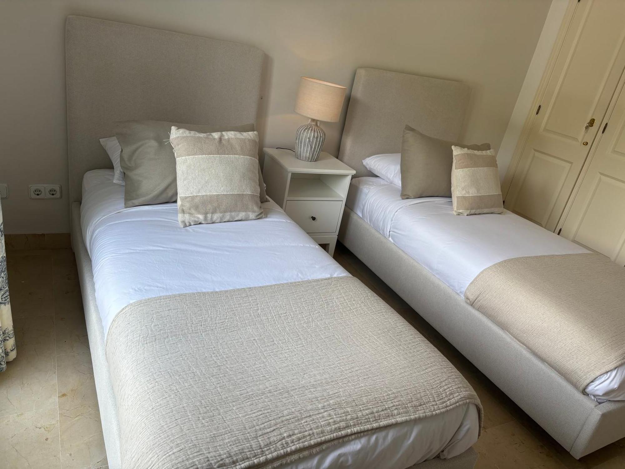Apartment In El Presidente Side New Golden Mile Estepona
