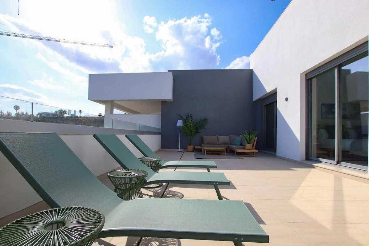 3 Bedroom Penthouse Vanian Gardens -