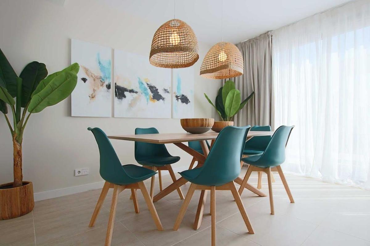 Apartment 3 Bedroom Penthouse Vanian Gardens - *