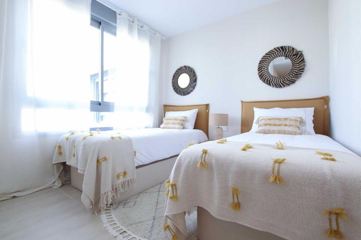 Vanian Gardens 4 Bedroom Ap Apartamento *