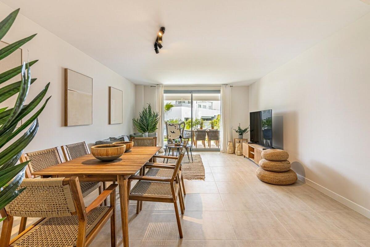Vanian Gardens - 3br With Garden *