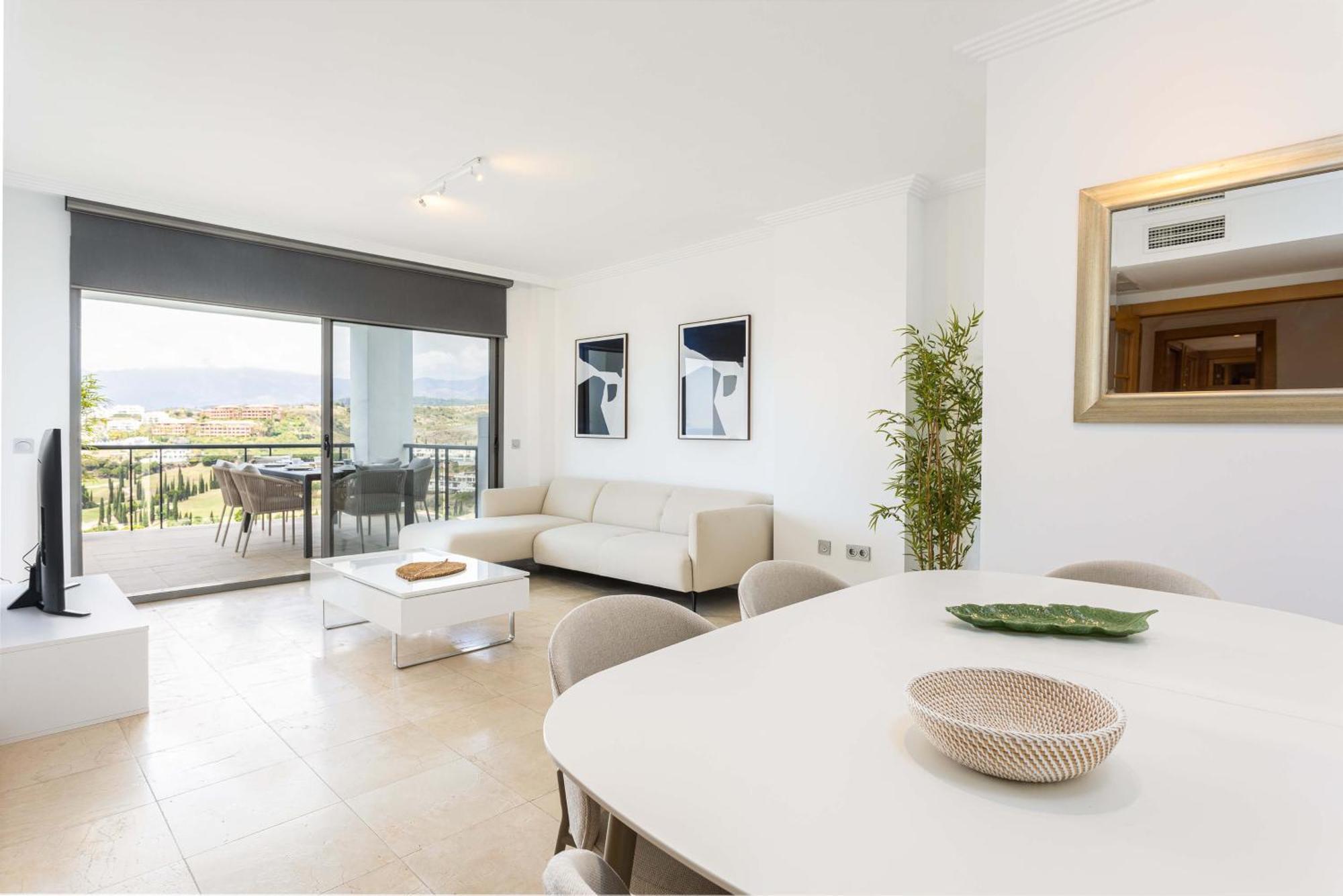 Mediterranean Swing - Acosta 5 * Estepona