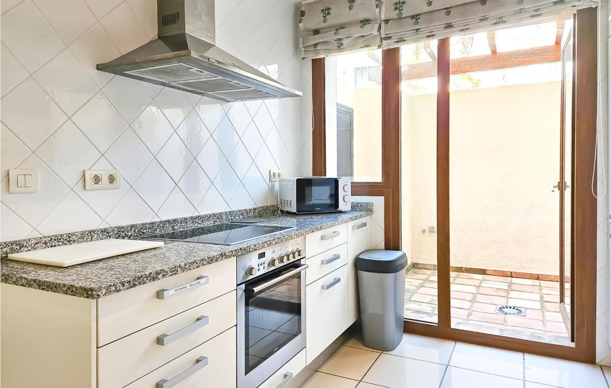 Amazing In Benahavis With Swimming Pool Holiday home *