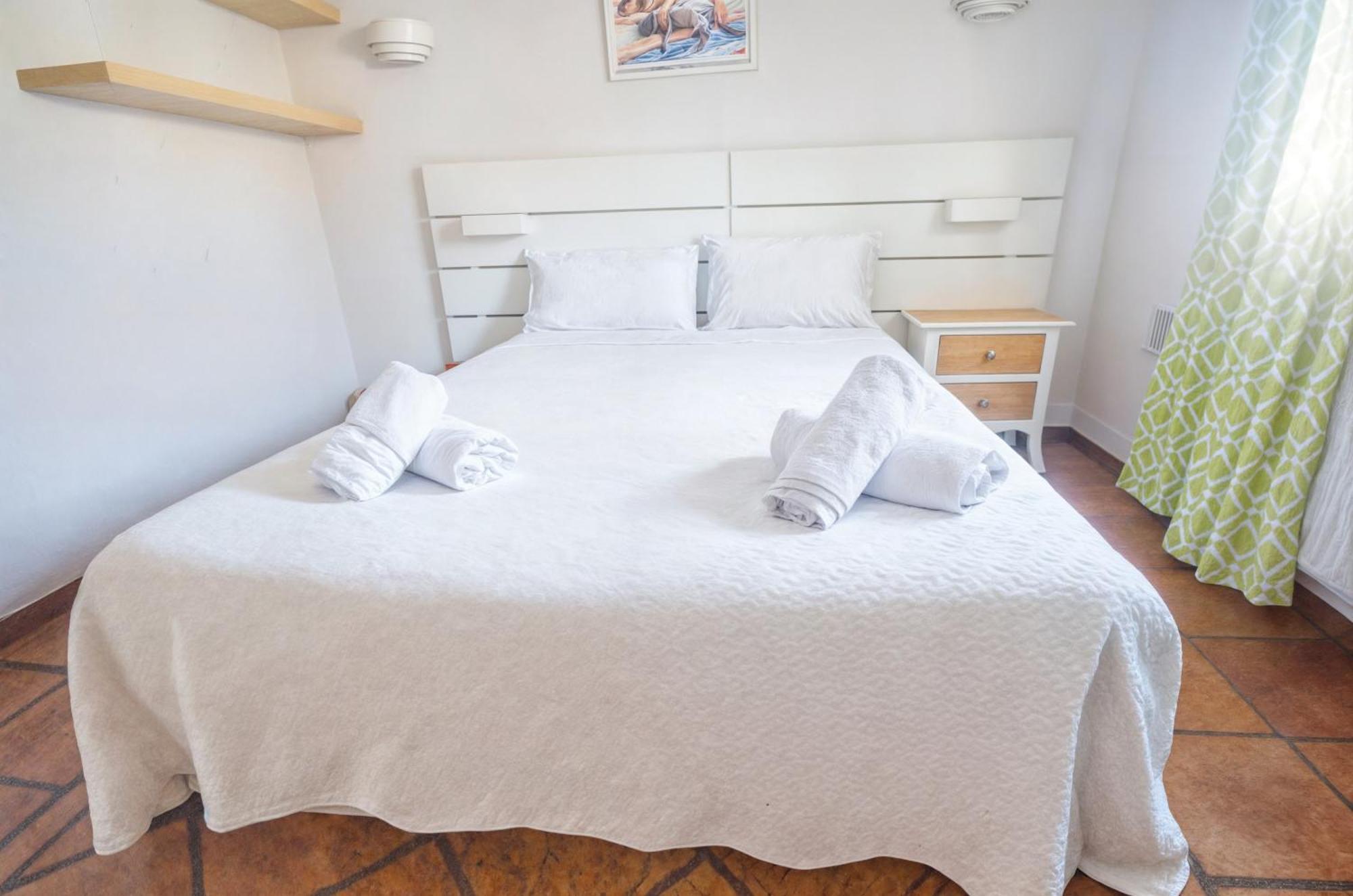 Villa Luna- Pool With Jacuzzi By The Estepona