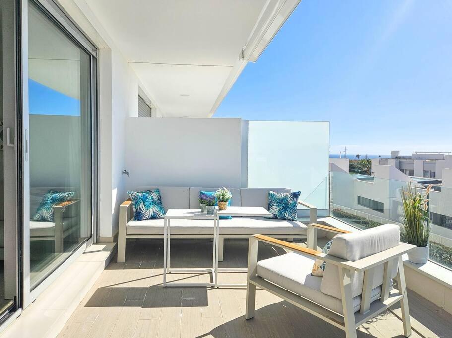 2 Bed In Le Mirage Iii, Cancelada Estepona