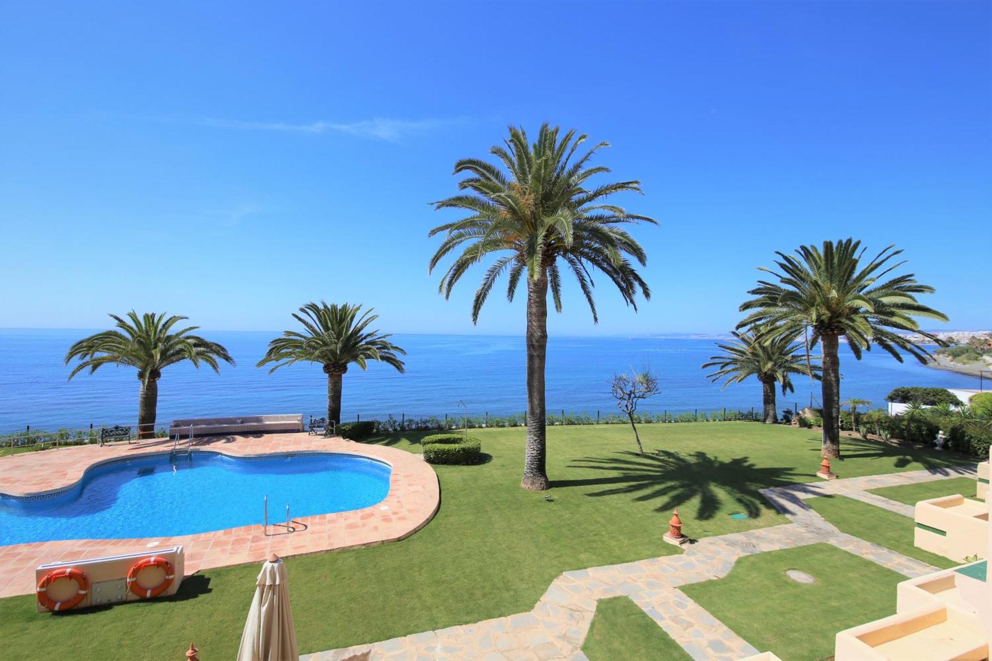 East Beachfront Townhouse Lunimar Holiday home *