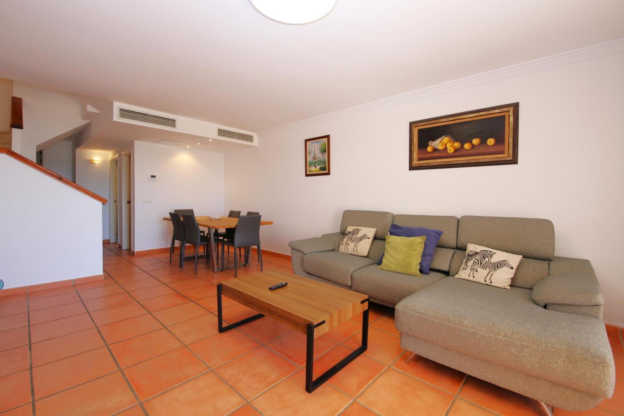 Holiday home East Beachfront Townhouse Lunimar *