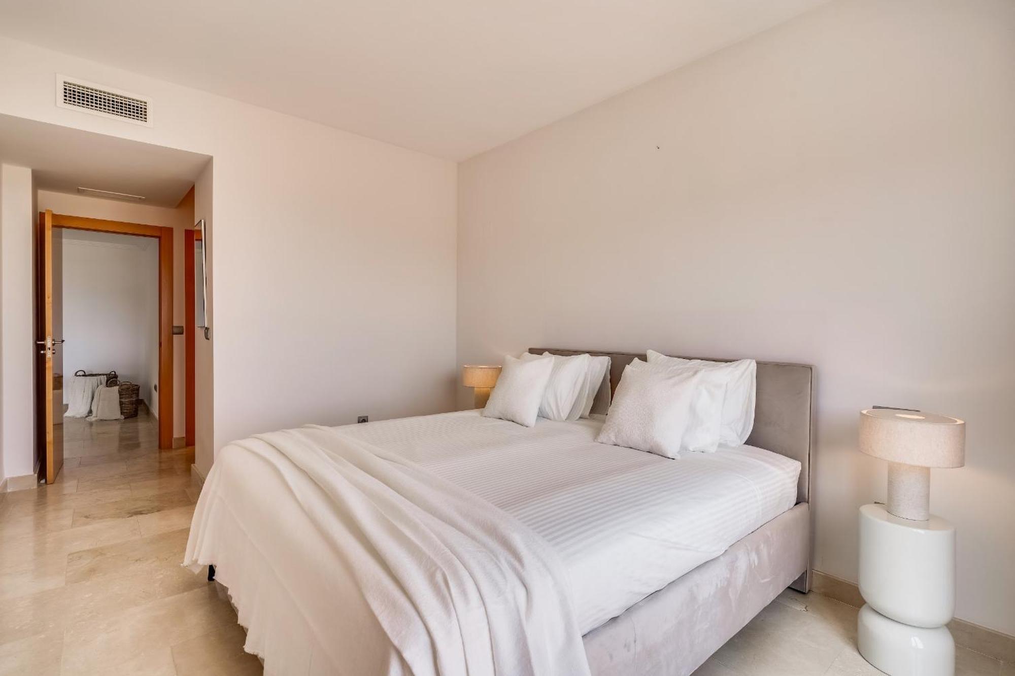La Resina Sea View Brand New